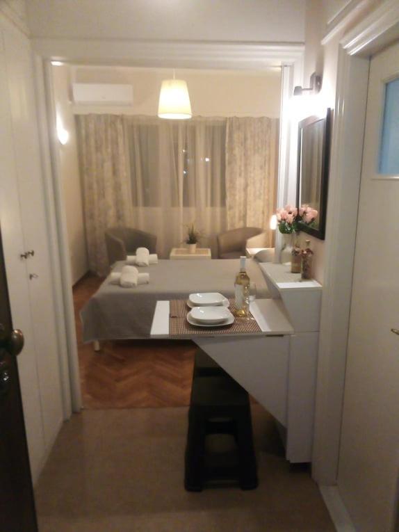 Sylvia' S Apartments Афины Экстерьер фото