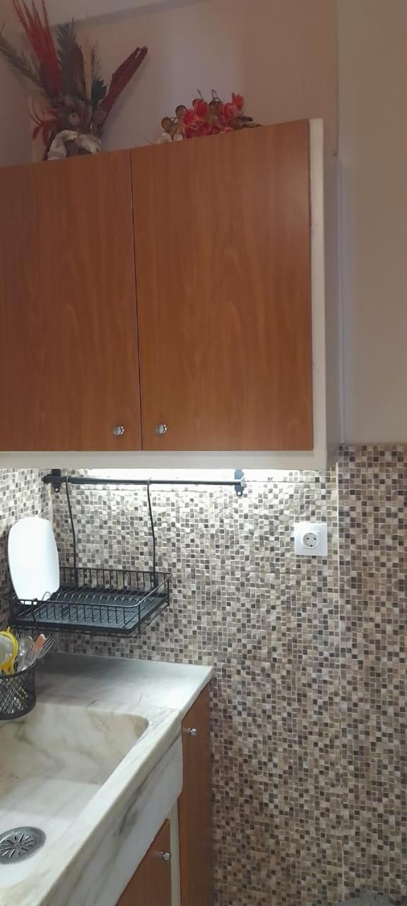 Sylvia' S Apartments Афины Экстерьер фото